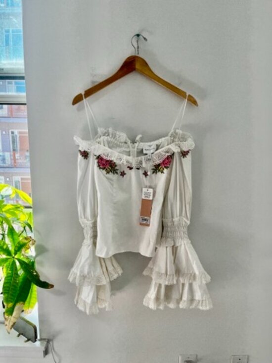 Alice McCall Tops - NEW Alice McCall Bon Voyage Floral Embroidered Bell Sleeve Blouse Size 4
